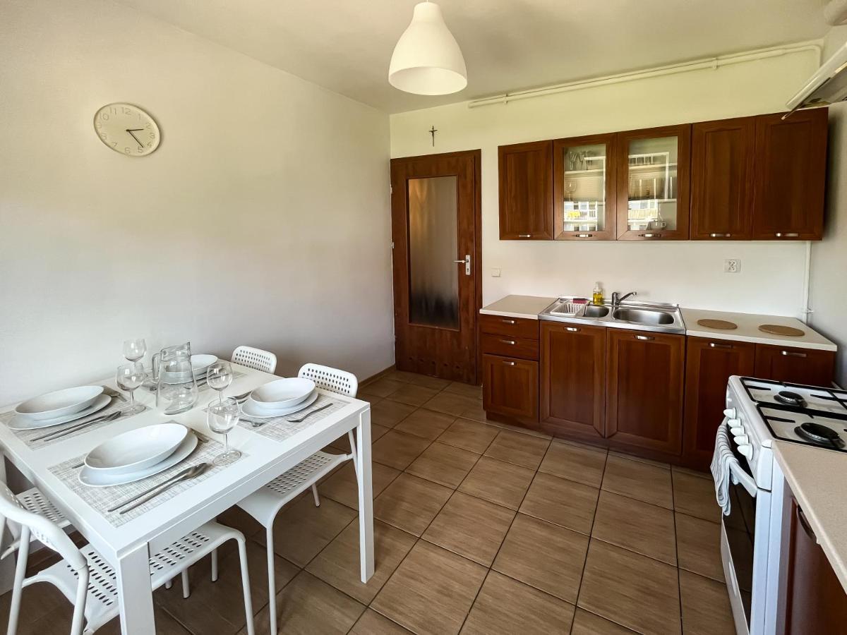 Uroczy Apartament Pod Skarpa Wadowice Exterior foto